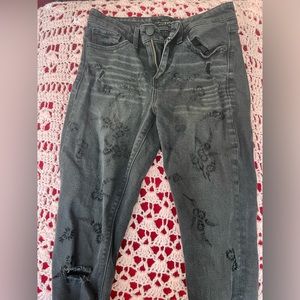 2 for 60 madewell mid rise black embroidered skinny jeans